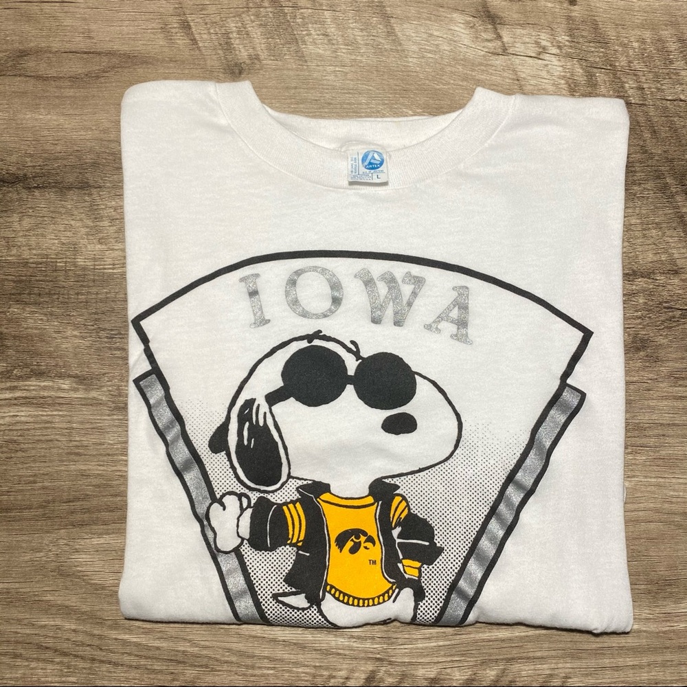 Vintage Rare Snoopy Iowa Tee